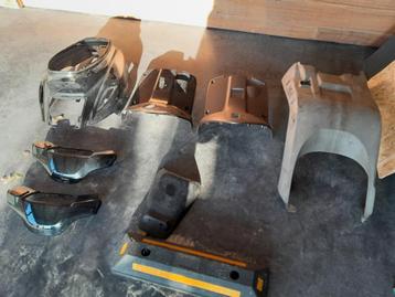 Booster plastiek nieuw model vanaf 2004 beschikbaar voor biedingen