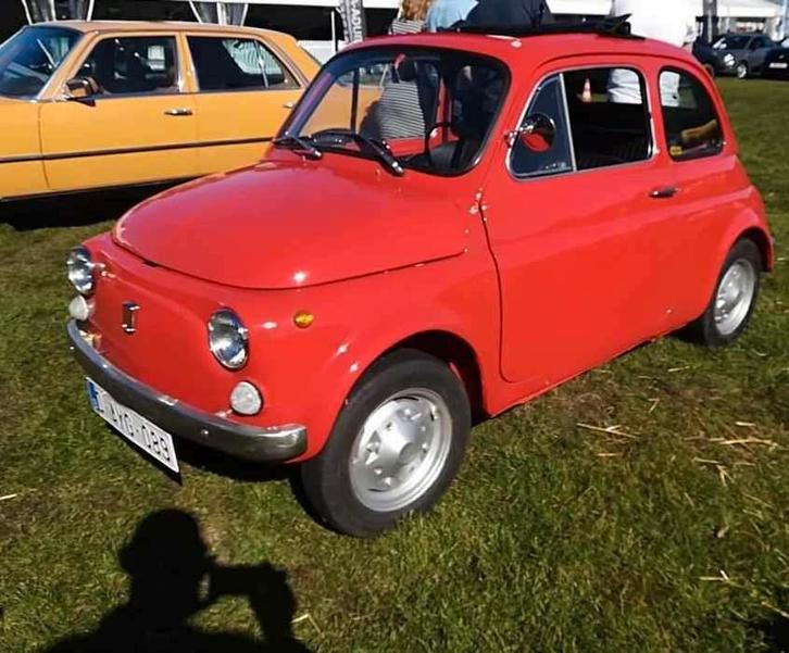 Fiat 500R 1971, Auto's, Oldtimers, Particulier, Fiat, Benzine, Stadsauto, 2 deurs, Handgeschakeld, Rood, Zwart, Kunstmatig leder