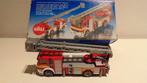 Metalen schaalmodel brandweerwagen Siku - 1/87, Enlèvement ou Envoi, Comme neuf, Bus ou Camion, SIKU