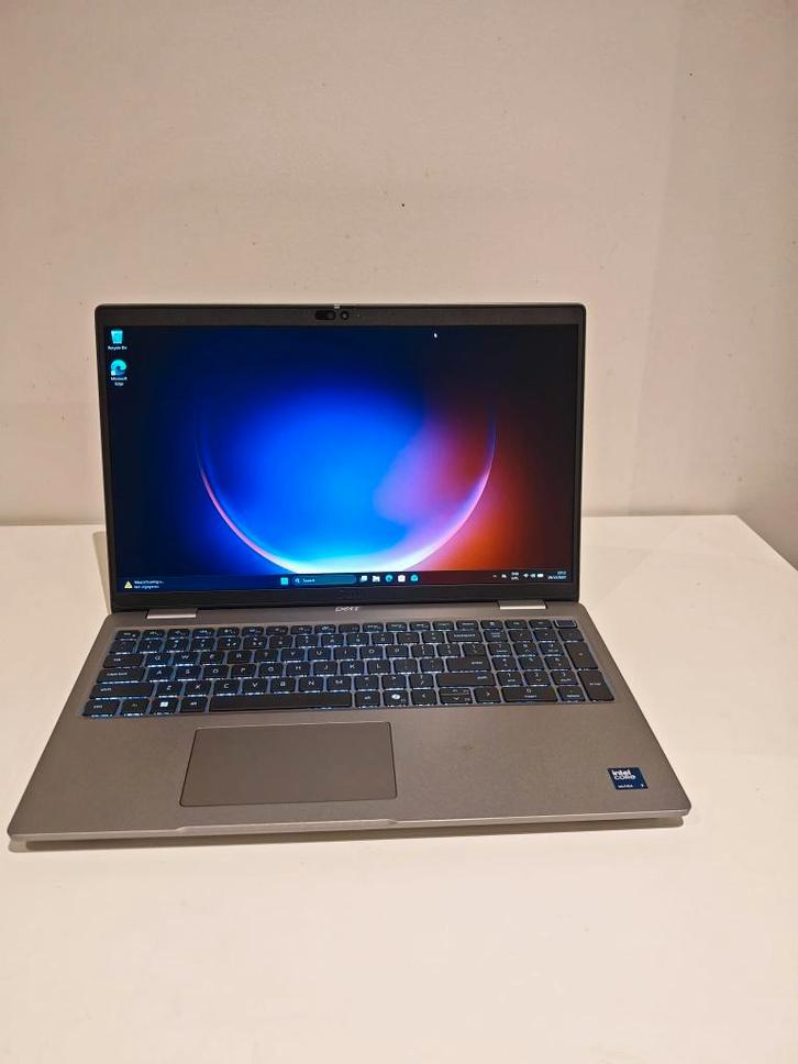 Zakelijke laptop Dell, i7 Ultra, nieuw, Informatique & Logiciels, Ordinateurs portables Windows, 15 pouces, SSD, 16 GB, Qwerty