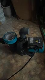 Te koop 2 circulatie pompen met voorfilter, Tuin en Terras, Ophalen, Zo goed als nieuw, Elektrisch, Overige typen