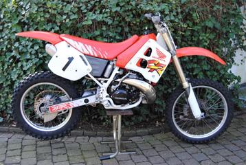 HONDA CR 250 1991 / Restaurée et état optimal ! disponible aux enchères