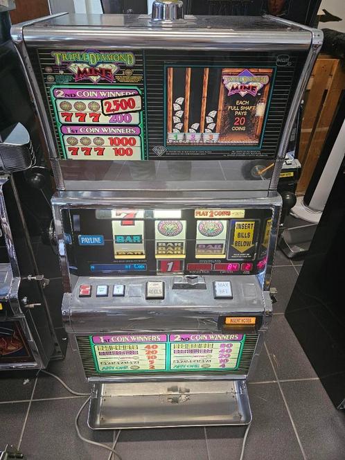 IGT S2000 Jackpot-gokautomaat | Triple Diamond Mine, Verzamelen, Automaten | Gokkasten en Fruitautomaten, Gebruikt, Euro, Met sleutels