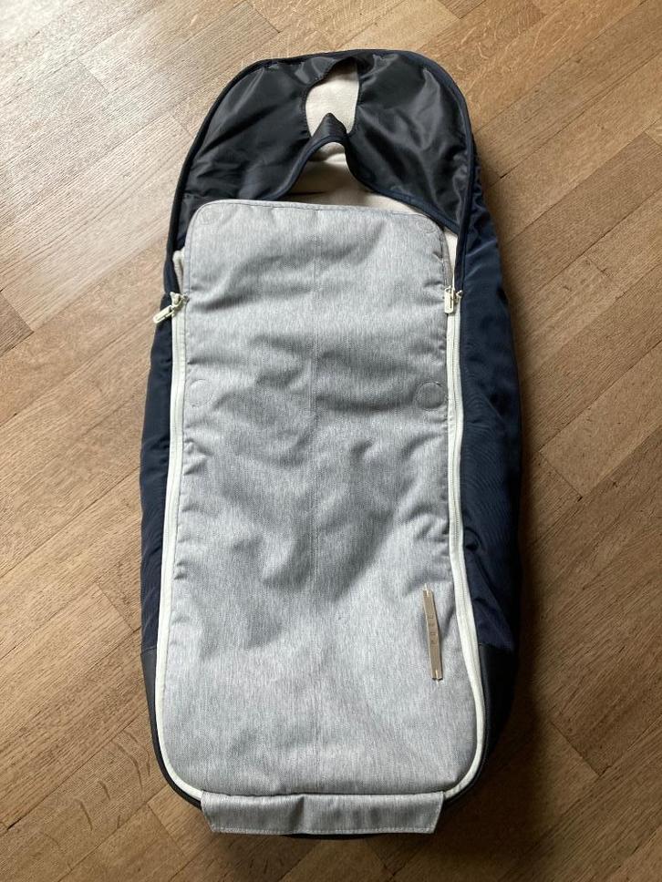 Voetenzak Mutsy, Kinderen en Baby's, Buggy's, Zo goed als nieuw, Overige merken, Voetenzak, Ophalen