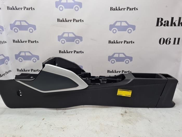 Middenconsoles van een Audi Q2, Auto-onderdelen, Interieur en Bekleding, Audi, Gebruikt, 3 maanden garantie