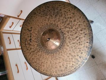 Paiste cymbal van beschikbaar voor biedingen