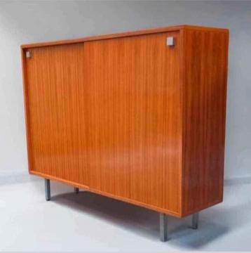 Alfred Hendrickx Belform Mod 426 Zingana vintage dressoir, Huis en Inrichting, Kasten | Roldeurkasten en Archiefkasten, Ophalen