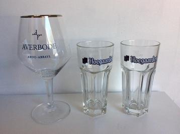 Diverse bierglazen: Hoegaarden, Palm, Averbode, Liefmans beschikbaar voor biedingen