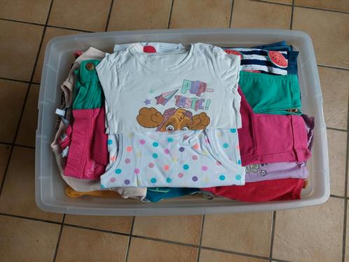Groot pakket meisjeskleding  maat 80-86, Kinderen en Baby's, Babykleding | Baby-kledingpakketten, Maat 80, Ophalen