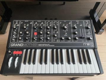 Moog Grandmother Black beschikbaar voor biedingen
