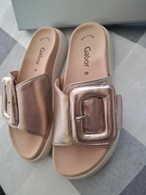 Splinternieuwe slippers van Gabor,maat 39, Kleding | Dames, Schoenen, Nieuw, Slippers, Ophalen of Verzenden