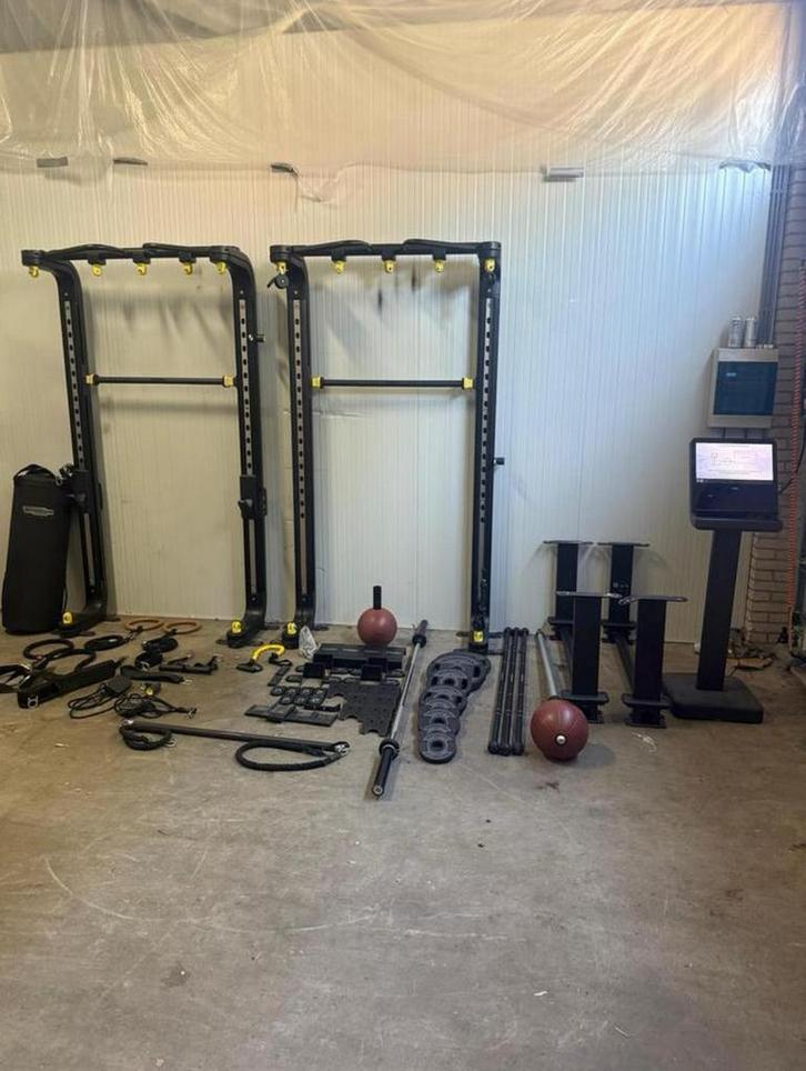 Technogym Omnia 3 (2 keer) Functional Trainer + Toebehoor!, Sport en Fitness, Fitnessmaterialen, Gebruikt, Overige typen, Armen