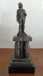 Ambiorix op marmer 27cm hoog., Antiek en Kunst, Kunst | Beelden en Houtsnijwerken, Ophalen of Verzenden