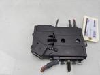 ZEKERINGKAST Mercedes-Benz E (C238) (|A2135406200|), Gebruikt, Mercedes-Benz