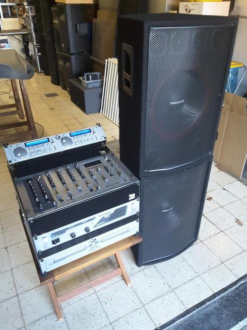 Mengpaneel-versterker-dub.CDspeler-flightcase-speakers-kabel, Musique & Instruments, DJ sets & Platines, Comme neuf, Enlèvement