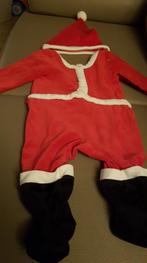 kerst pakje nog Nieuw maat 74 --3 euro alsook Kerstmuts  kle, Kinderen en Baby's, Babykleding | Maat 74, Ophalen of Verzenden