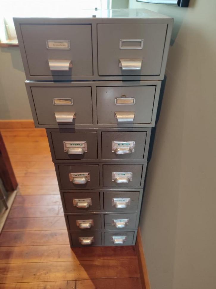 metalen lockerkast voor op kantoor (vintage), Huis en Inrichting, Kasten | Lockerkasten, Gebruikt, Ophalen