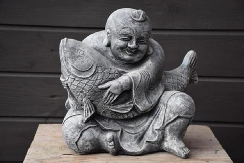 Happy Boeddha met koi, Jardin & Terrasse, Statues de jardin, Neuf, Bouddha, Béton, Enlèvement ou Envoi