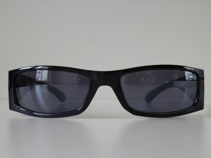 Escada zonnebril. Dames., Handtassen en Accessoires, Zonnebrillen en Brillen | Dames, Zo goed als nieuw, Zonnebril, Overige merken