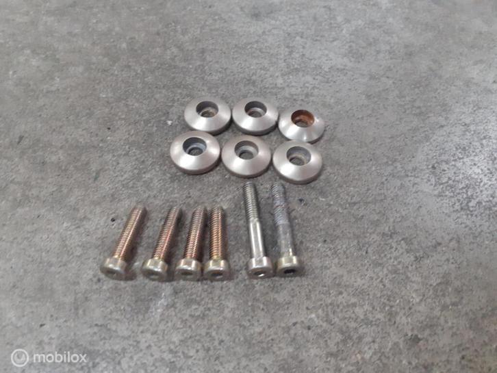 Kuipringen kuipbevestiging boutjes 851 888 Supersport SS, Motoren, Onderdelen | Ducati, Gebruikt, Ophalen of Verzenden