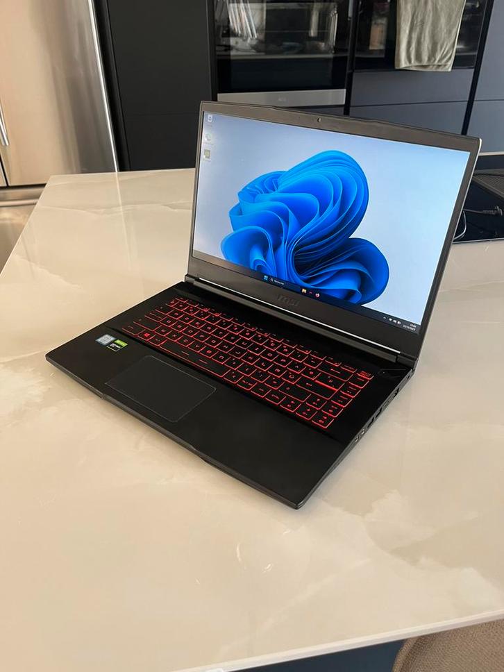 MSI gaming-pc van 32 GB, Computers en Software, Windows Laptops, Zo goed als nieuw, HDD, Gaming, Ophalen of Verzenden