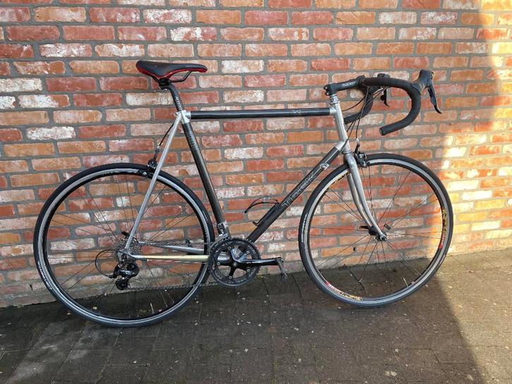 Racefiets - Trek 2300 - Shimano 105 - Maat 60, Fietsen en Brommers, Fietsen | Racefietsen, Gebruikt, Heren, Overige merken, 15 tot 20 versnellingen