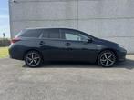 Toyota Auris 1.8 HSD Break Black Edition, Auto's, Automaat, Break, 5 deurs, Hybride Elektrisch/Benzine