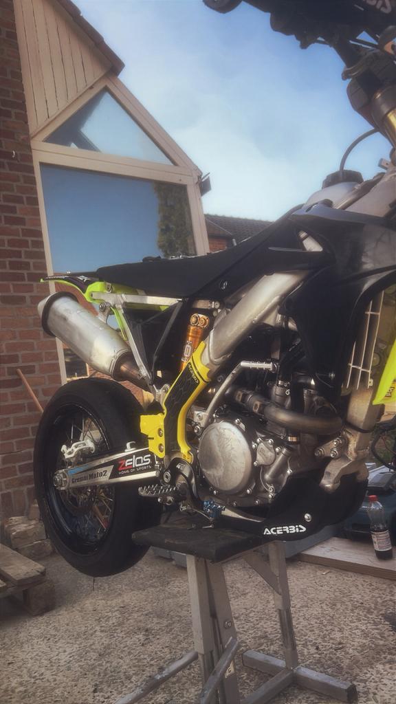 suzuki rmz 250cc, Fietsen en Brommers, Brommers | Crossbrommers, Zo goed als nieuw, Suzuki, Ophalen of Verzenden