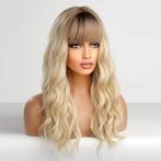 Pruik lang blond haar in laagjes met wave slagen Kelsey, Bijoux, Sacs & Beauté, Beauté | Soins des cheveux, Perruque ou Extension de cheveux