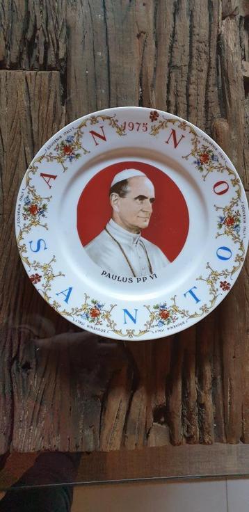 Sierbord Paus Paulus VI (uit 1975 - Heilig Jaar)