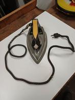 Oud antiek strijkijzer, Dieren en Toebehoren, Hondenriemen, Ophalen