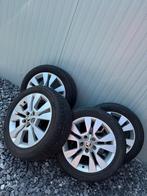 Skoda velgen 225/50R17 nieuwe banden, Ophalen, Band(en)