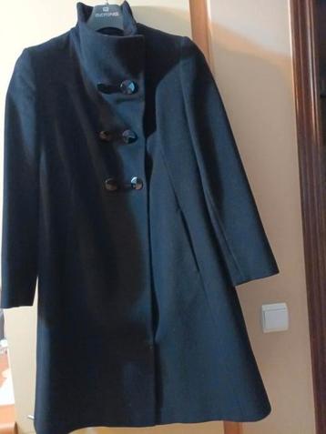 Nieuwe warme modieuse wintermantel  n beschikbaar voor biedingen