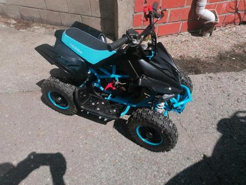 Kinder qaud 2 takt!!, Fietsen en Brommers, Minibikes, Midibikes en Pitbikes, Zo goed als nieuw, Ophalen