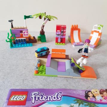 Lego Friends  kleine sets, 41099, 41002, 41010 en 3930 beschikbaar voor biedingen