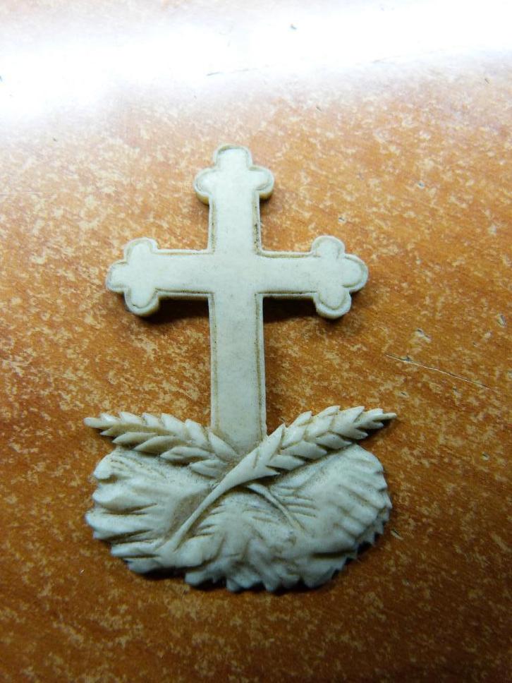 Devotie hand sculpturen en anderen, totaal  67 stuks, Collections, Religion, Utilisé, Christianisme | Catholique, Bijoux, Enlèvement