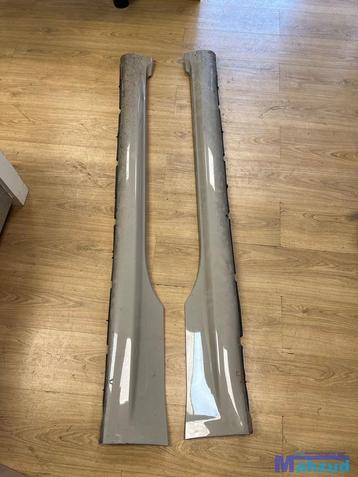 FIAT 500 Bruin zijskirt 2007+ beschikbaar voor biedingen