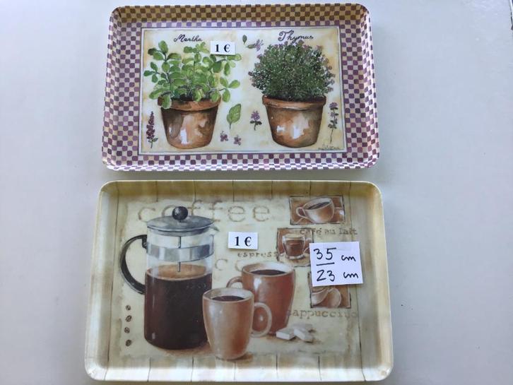 20 tal dienbladen aan spotprijzen, Huis en Inrichting, Woonaccessoires | Dienbladen, Zo goed als nieuw, Ophalen of Verzenden