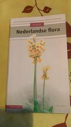 Henk Eggelte - Veldgids Nederlandse flora, Ophalen of Verzenden, Zo goed als nieuw, Henk Eggelte