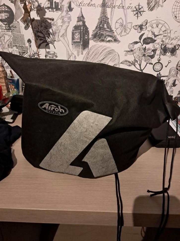 Airoh motorcrosshelmet with bag, Motoren, Kleding | Motorhelmen, Heren, Offroadhelm, XL, Overige merken, Nieuw zonder kaartje