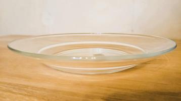 12 assiettes en verre Arcoroc, Enlèvement, Neuf, Verre, Assiettes(s)