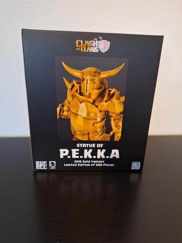 Statue PEKKA Version Or 2016 Gold Variant