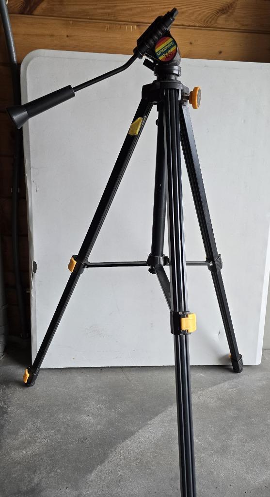 Statief Unomat video, Audio, Tv en Foto, Fotografie | Statieven en Balhoofden, Gebruikt, Driepoot, Ophalen of Verzenden
