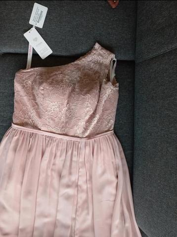 Bruidskleed dusty roze XXL/44/16 beschikbaar voor biedingen