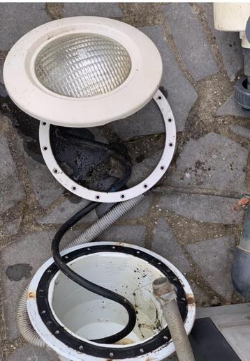 Phare de piscine beschikbaar voor biedingen