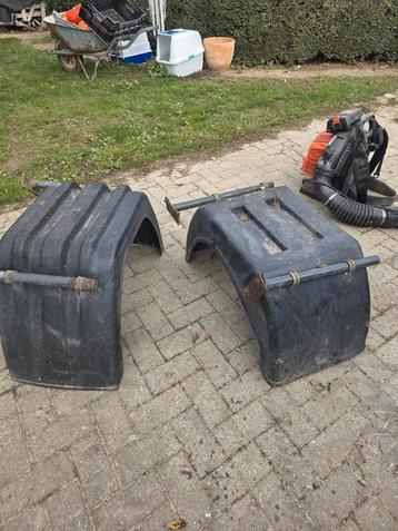 spatbord voor dubbele wielen  beschikbaar voor biedingen
