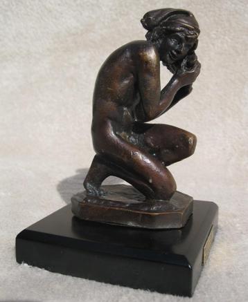 Jeune pecheur   la coquille - Carpeaux   beschikbaar voor biedingen