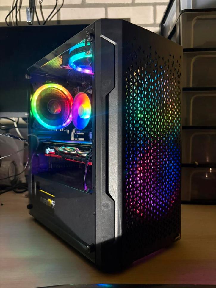 Krachtige Game PC – i9 9900KF – RX 580 – 24GB RAM – RGB, Computers en Software, Desktop Pc's, Zo goed als nieuw, HDD, 8 GB, Gaming