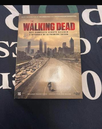 Dvd seizoen 1 walking dead beschikbaar voor biedingen