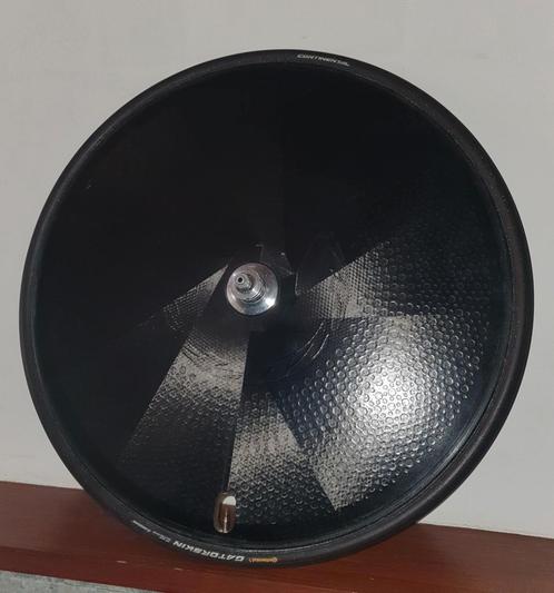ZIPP carbon volwiel vol dicht achterwiel wiel, velgrem, Fietsen en Brommers, Fietsonderdelen, Zo goed als nieuw, Racefiets, Wiel
